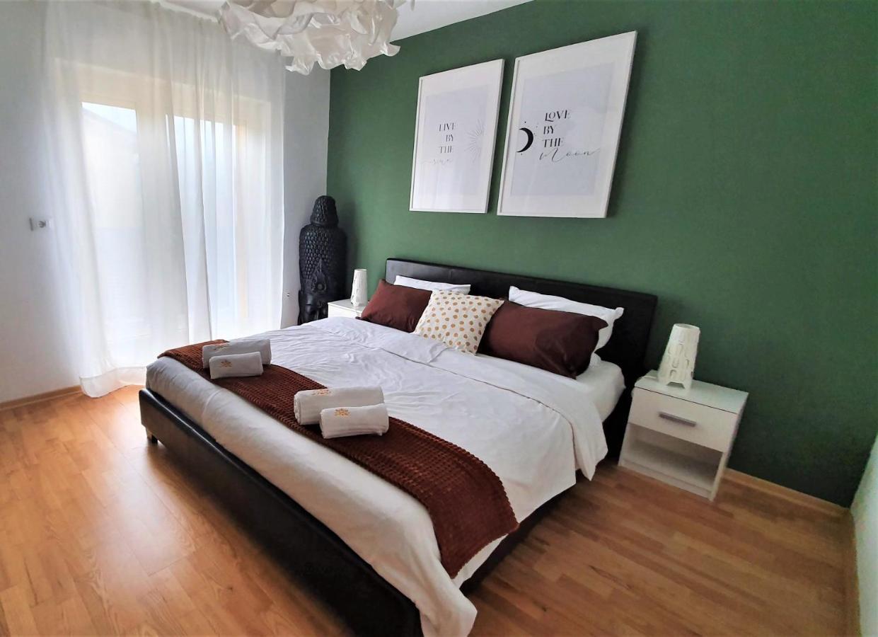 Apartment And Rooms Hisa Sonca Kobarid Exterior foto